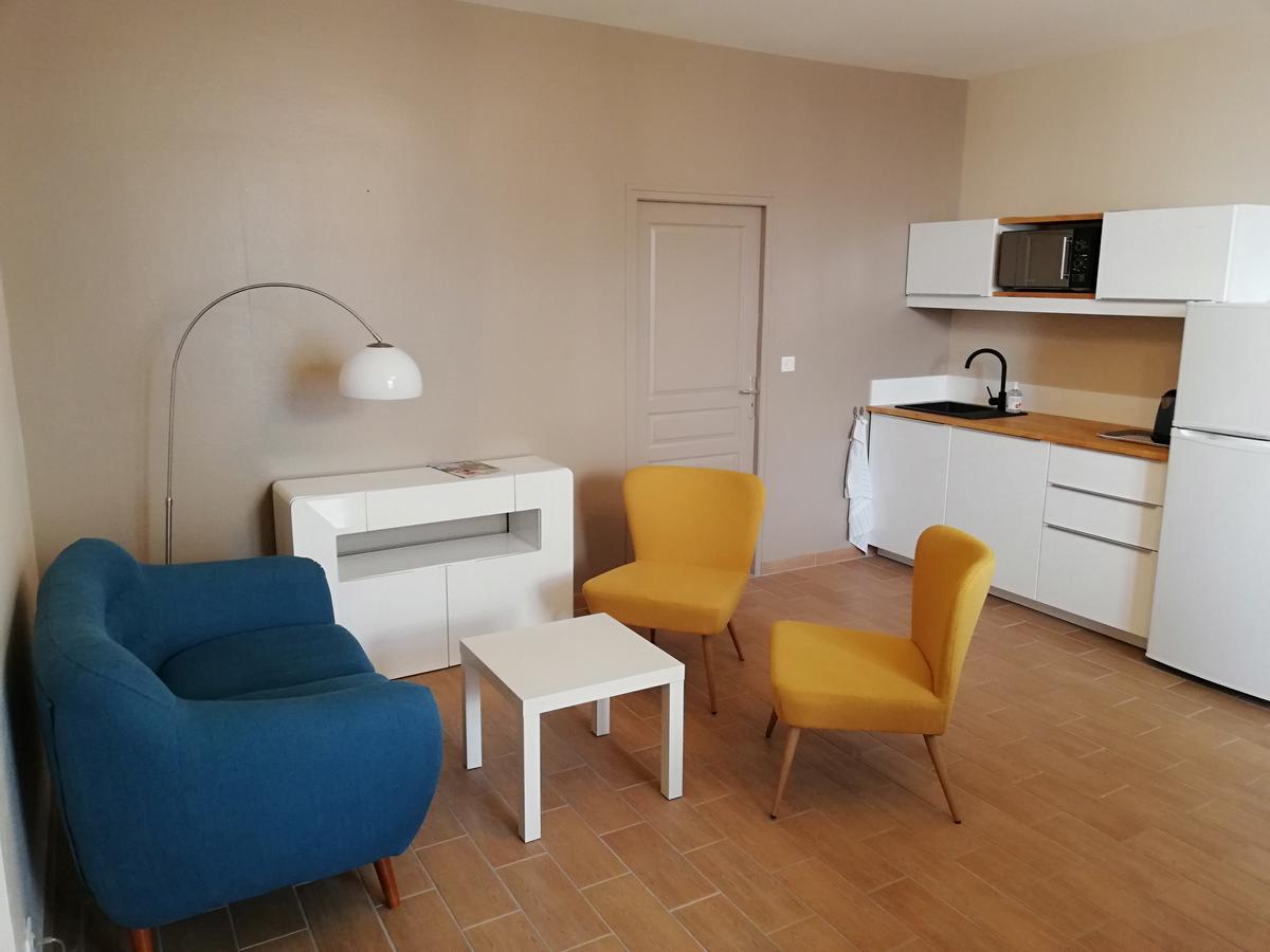 L'angely - D'hotes Bed & Breakfast 2*